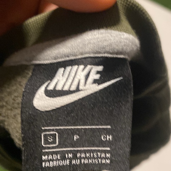 new green nike thick fleece - Picture 2 of 2